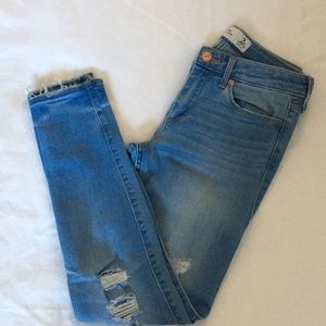 Abercrombie & Fitch Ankle Jean 2R